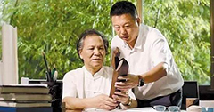 陆光正：木雕艺术应当满足日益增长的美好生活需要